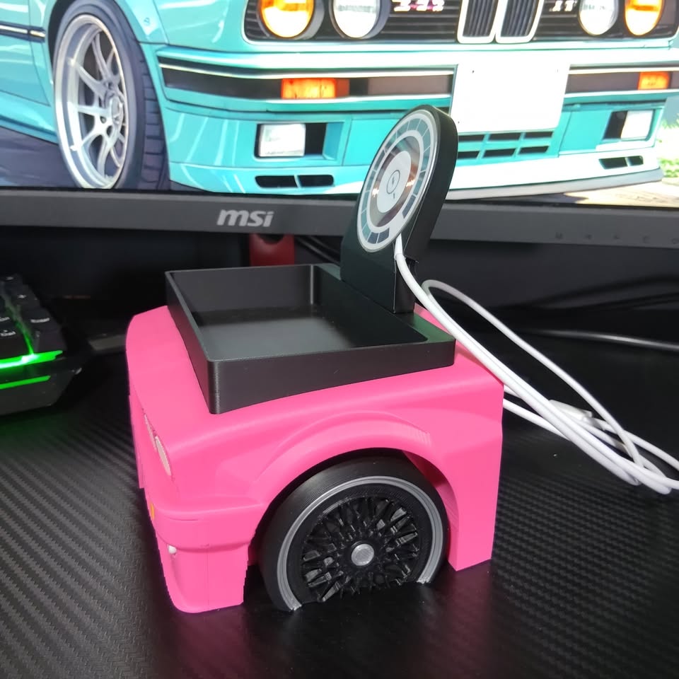Wireless Car Charger – BMW E30
